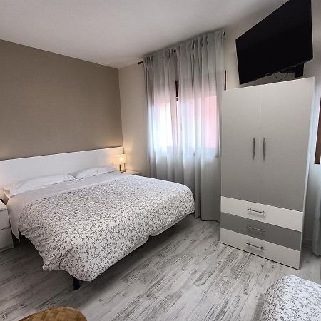 Rey Mundo Hotel Munébrega Eksteriør billede