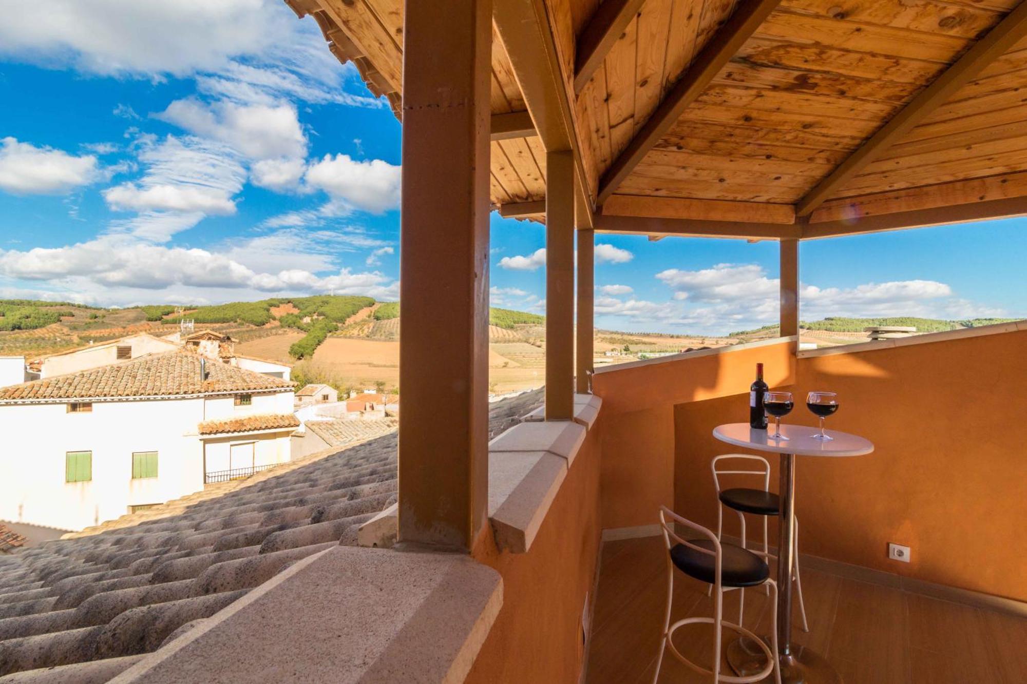Rey Mundo Hotel Munébrega Eksteriør billede